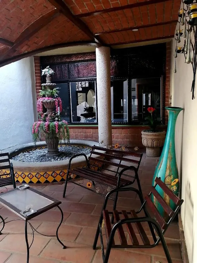 Hotel Hacienda Tonalmain, Central Nueva Guadalajara
