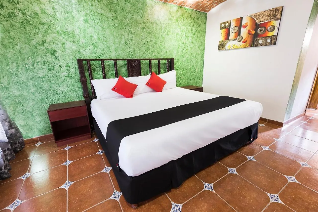 Hotel Hacienda Tonalmain, Central Nueva contacts